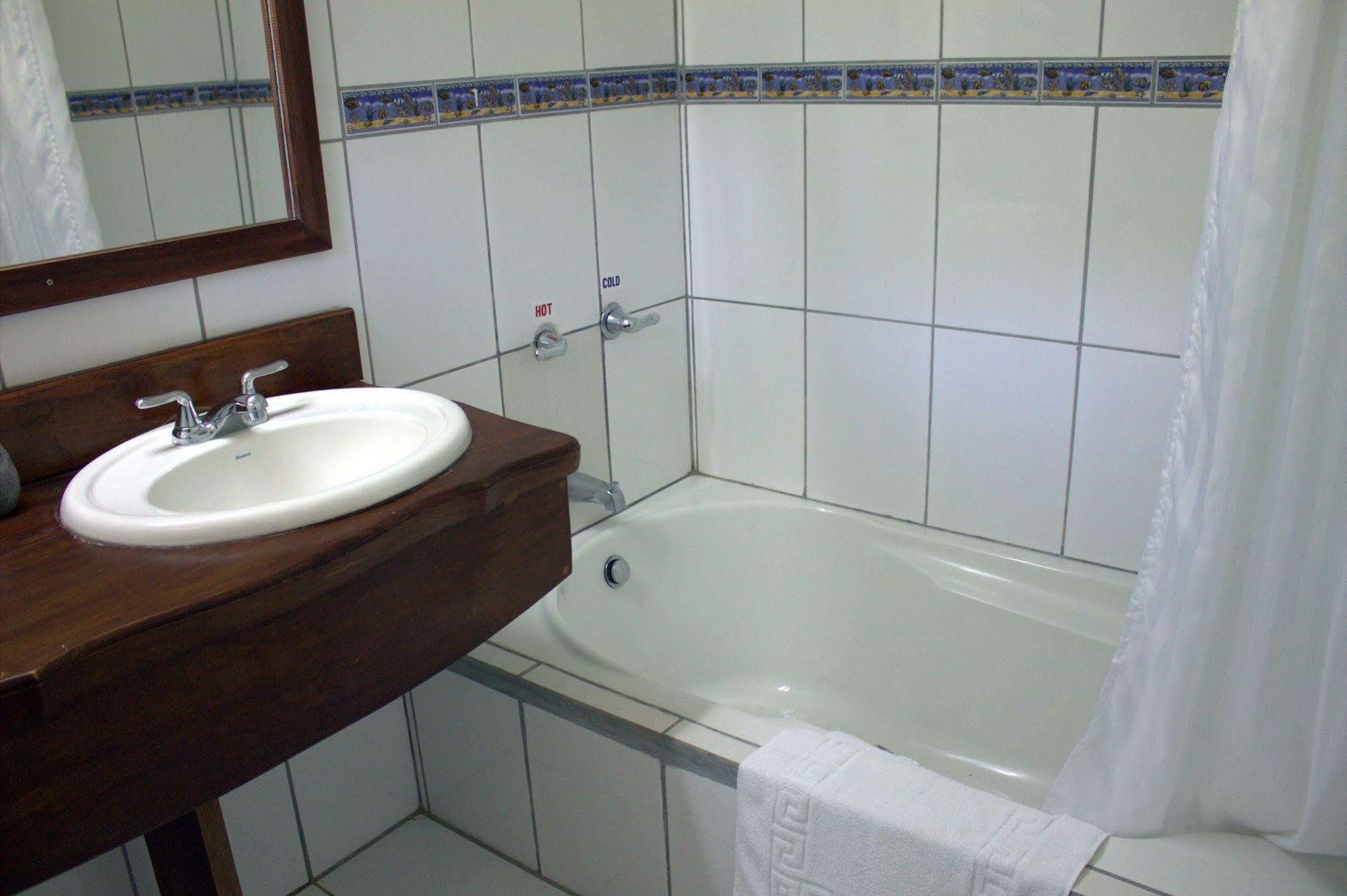 Hotel Bosque Verde Lodge Monteverde ภายนอก รูปภาพ